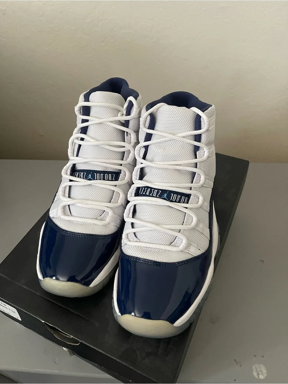 Jordan Retro High Top Sneakers White Navy